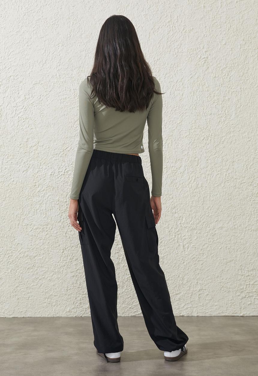 Cotton On - Woven cargo pant - black