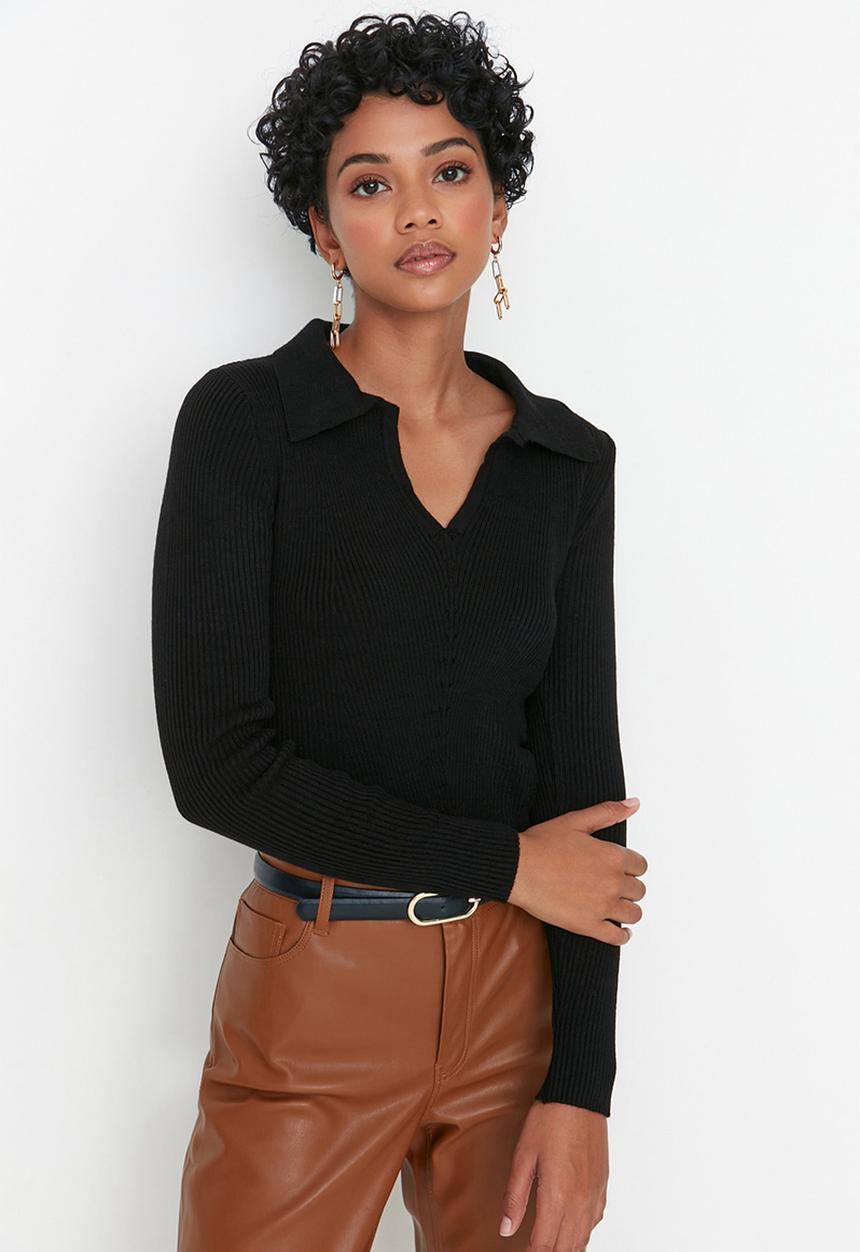 Trendyol - Collar knit top - black
