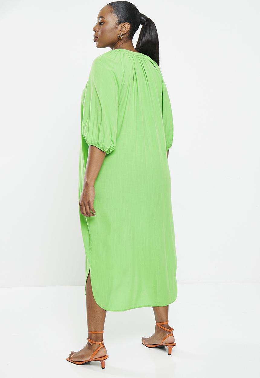 Me&B - Plus the easy tunic dress - apple