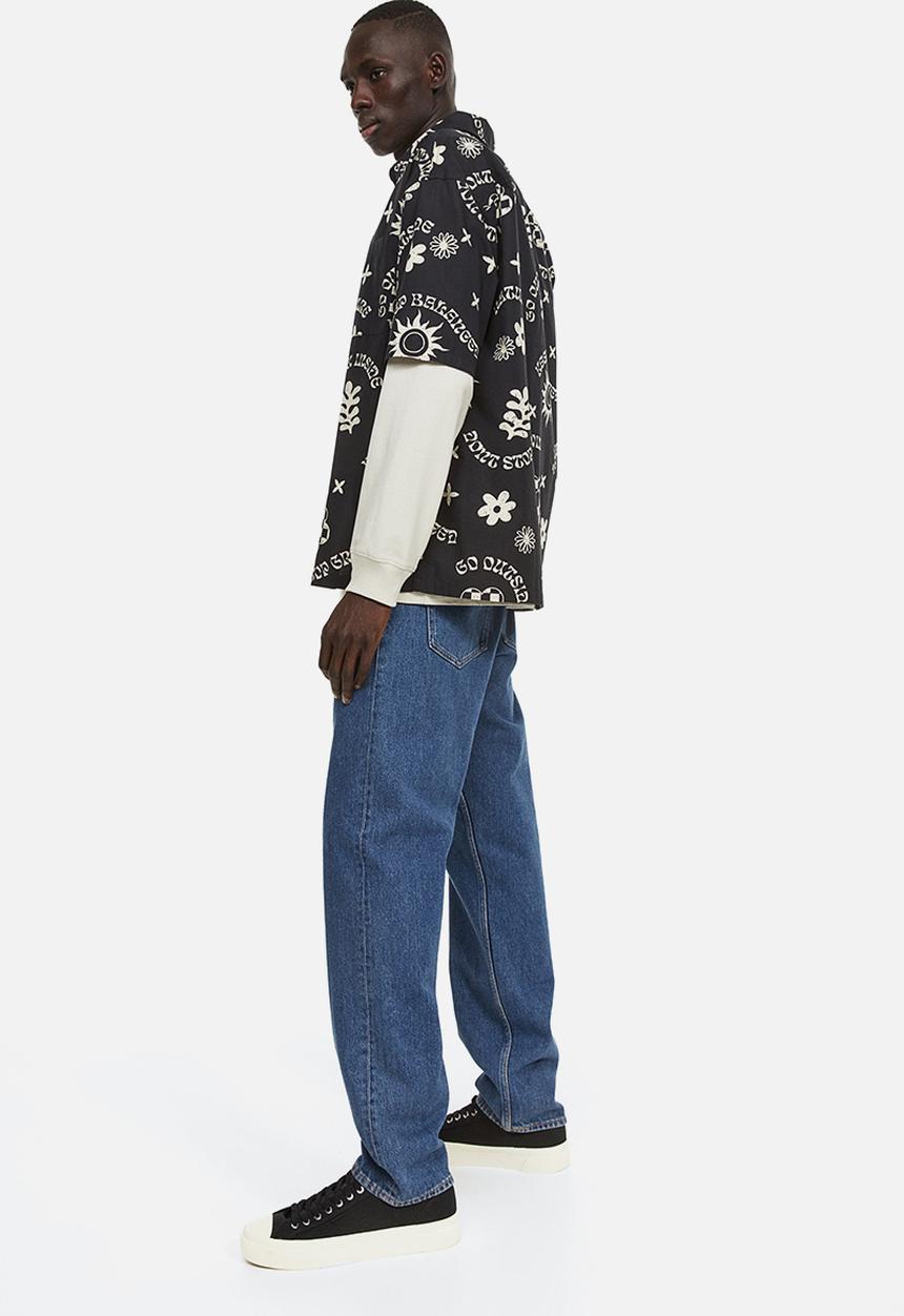 H&M - Relaxed fit short-sleeved cotton shirt - black patterned