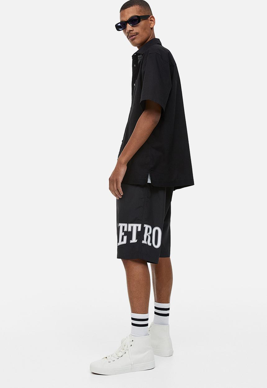 H&M - Relaxed fit short-sleeved shirt - black
