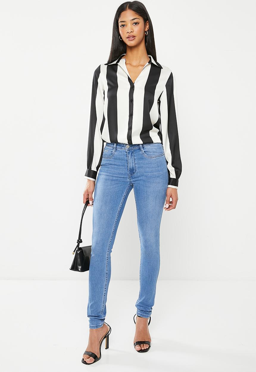 SISSY BOY - Mischa: axel skinny with back pocket embroidery - light vintage