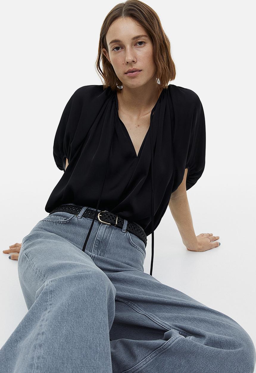 H&M - Oversized tie-top blouse - black
