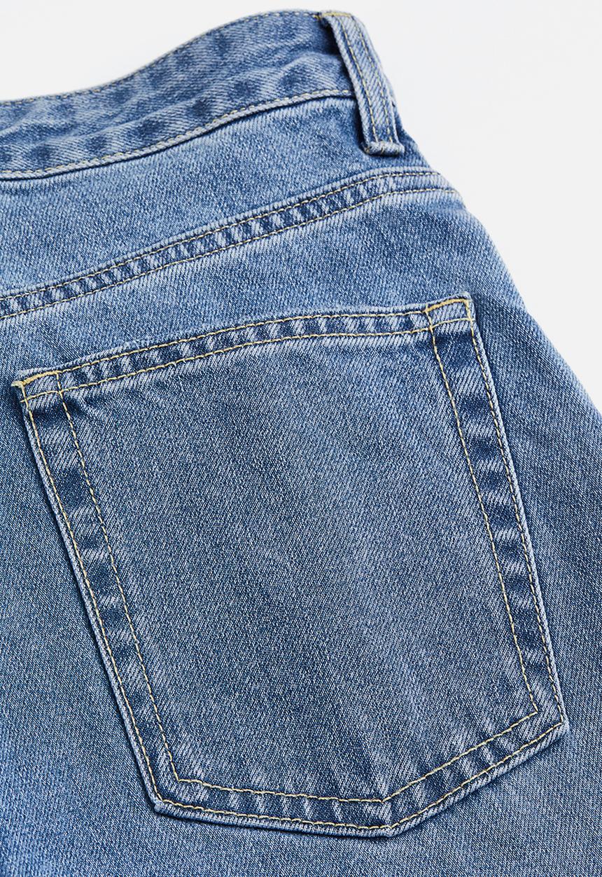 H&M - Straight regular jeans - light denim blue