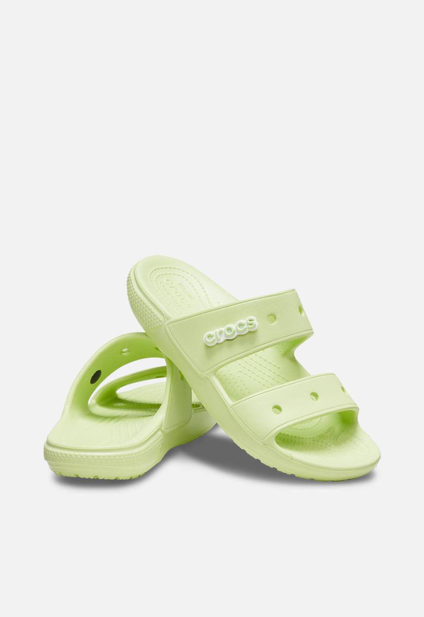 Crocs - Classic crocs sandal - celery