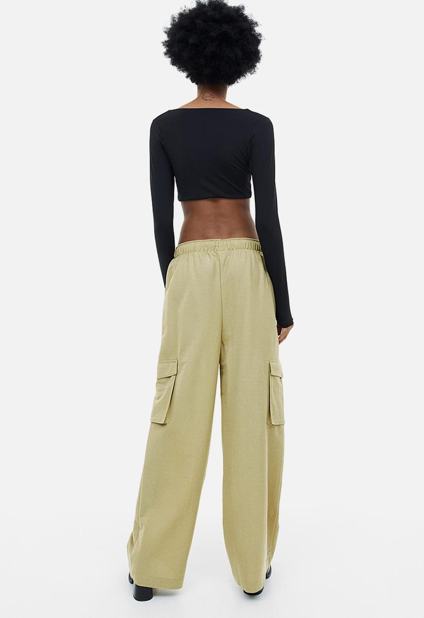H&M - Pull-on cargo trousers - light khaki green 