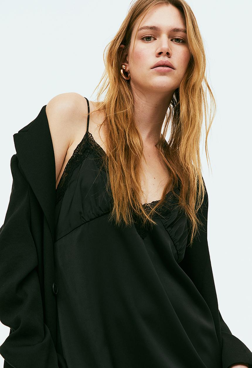 H&M - Lace-trimmed slip dress - black