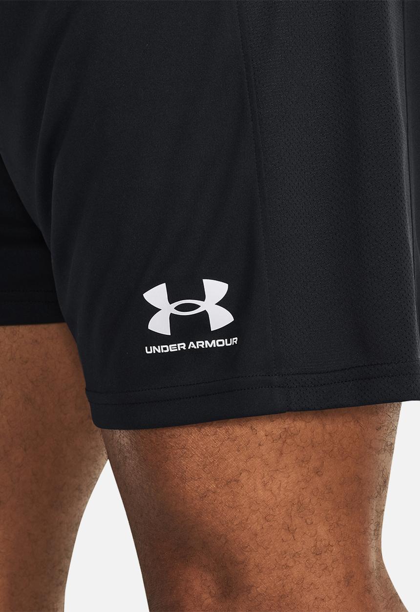 Under Armour - UA challenger knit shorts - black