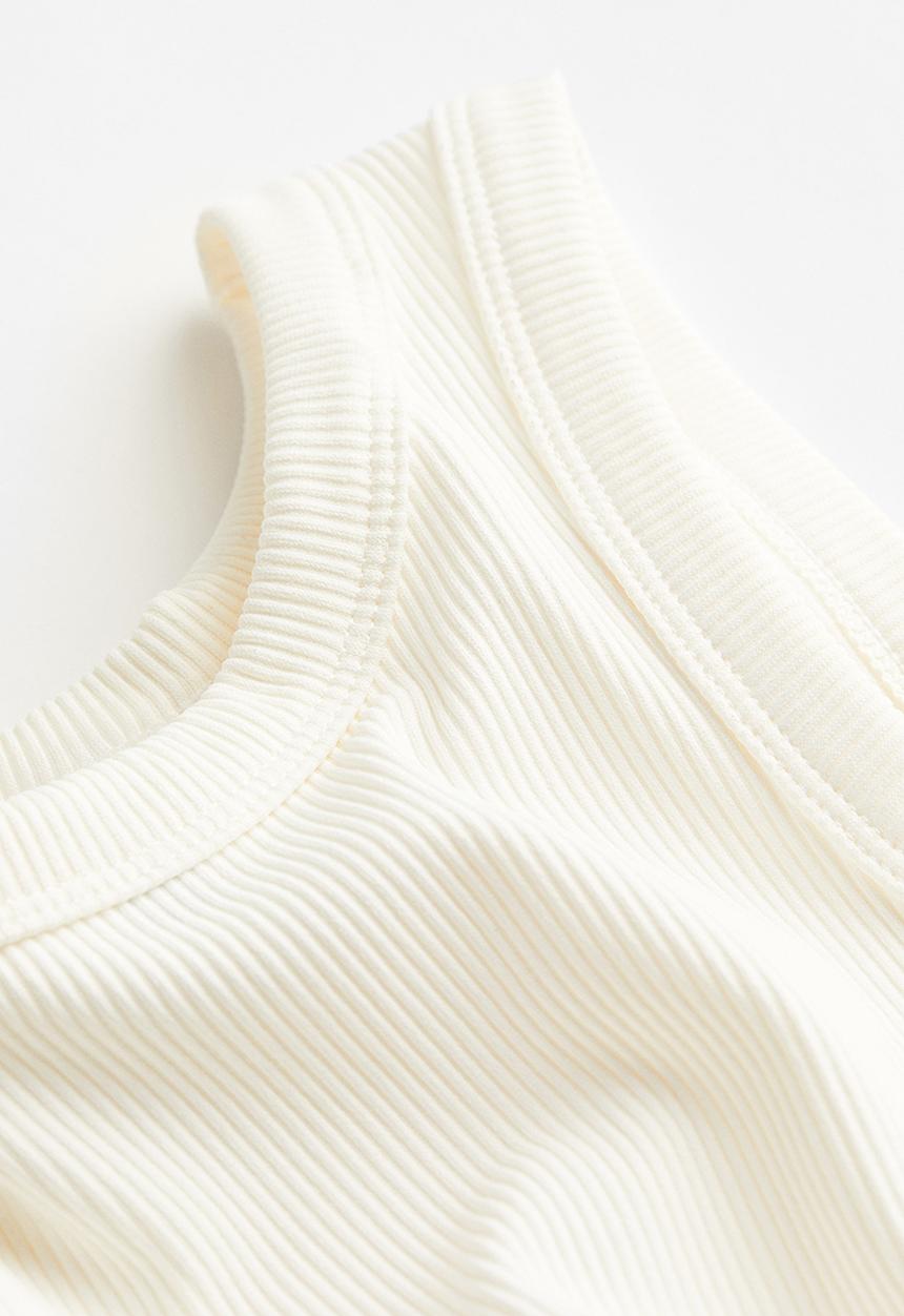 H&M - Cropped vest top - white