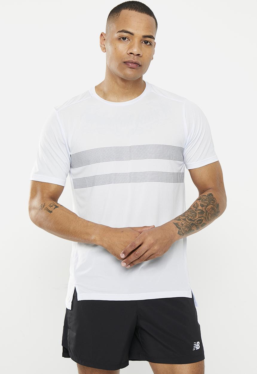 New Balance  - Graphic Accelerate short sleeve T-shirt - ice blue 