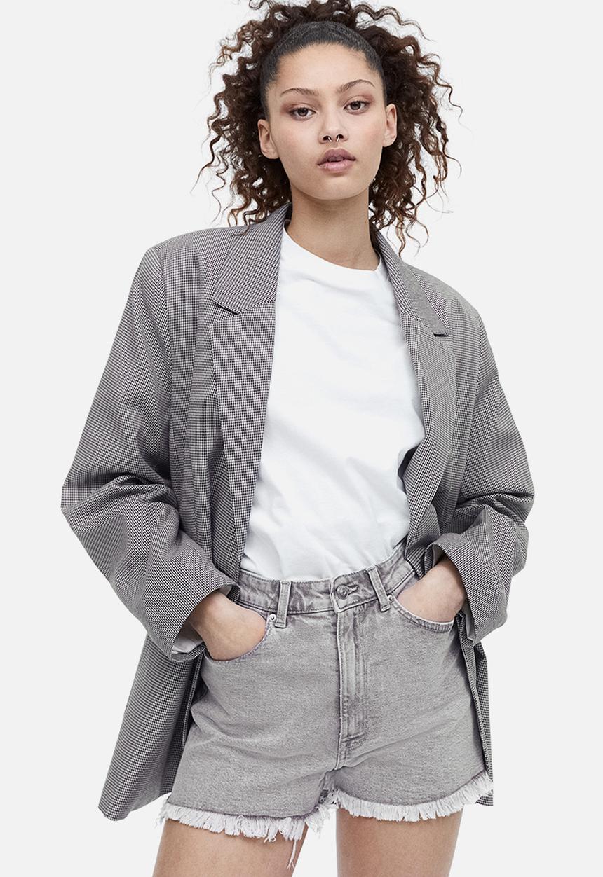 H&M - High-waisted denim shorts - light grey 