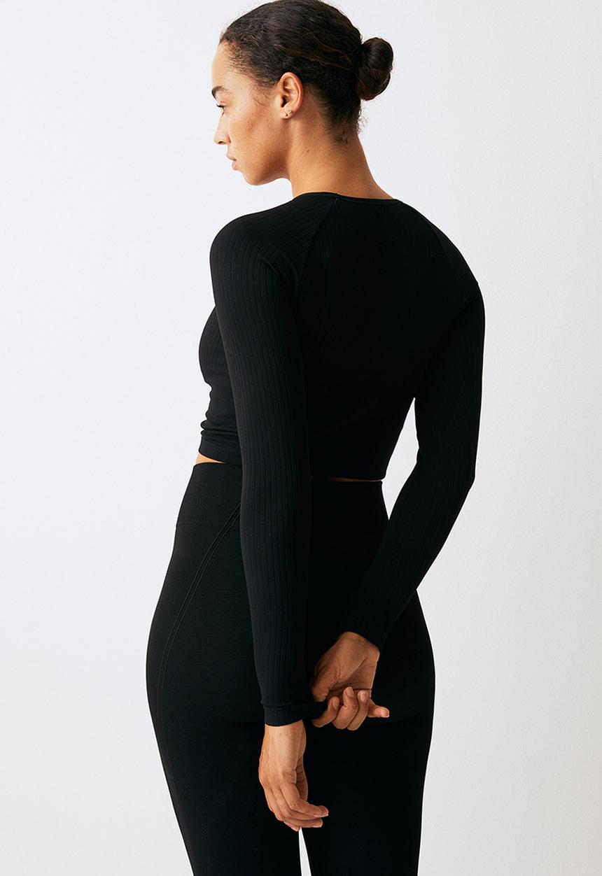 H&M - Drymove™ seamless cropped sports top - black