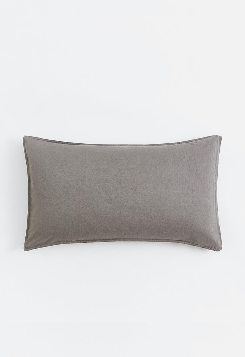 H&M - Washed linen pillowcase - grey