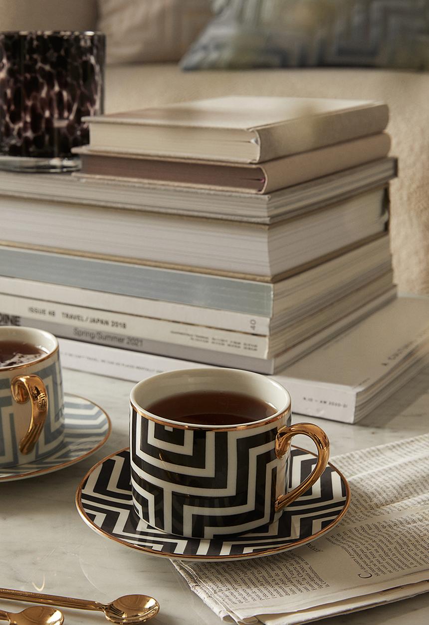 H&M - Porcelain cup - black patterned 