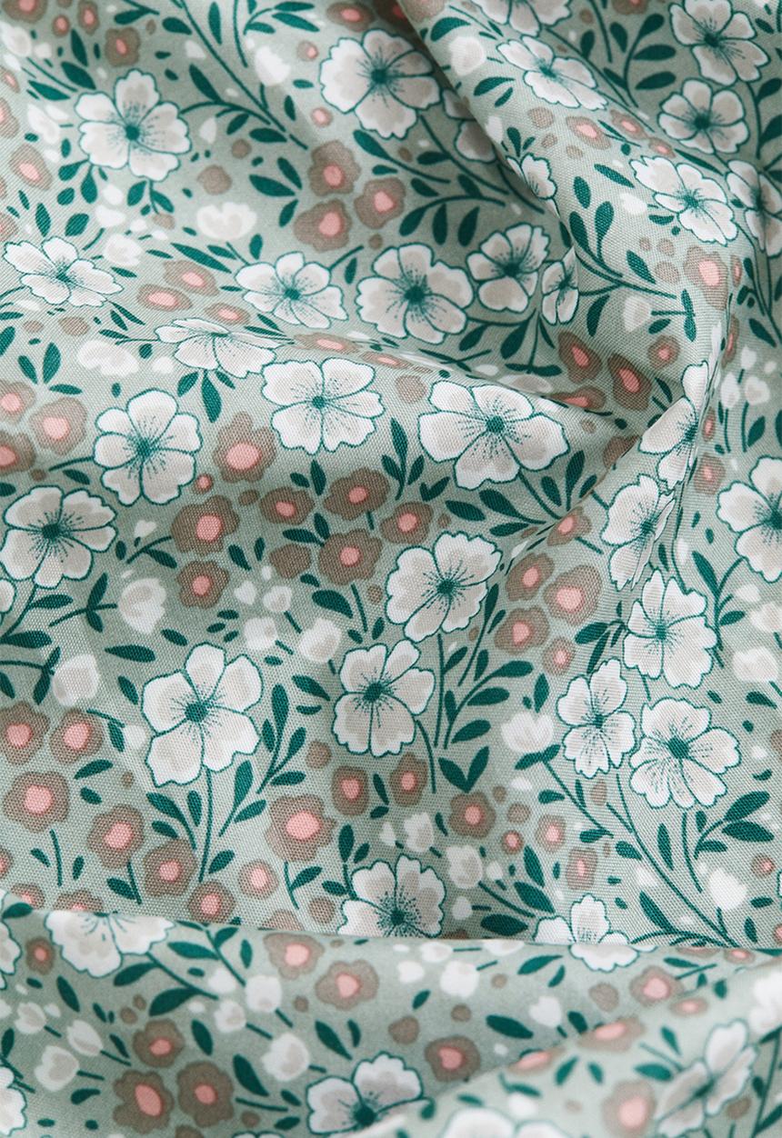 H&M - Floral shower curtain - light green floral