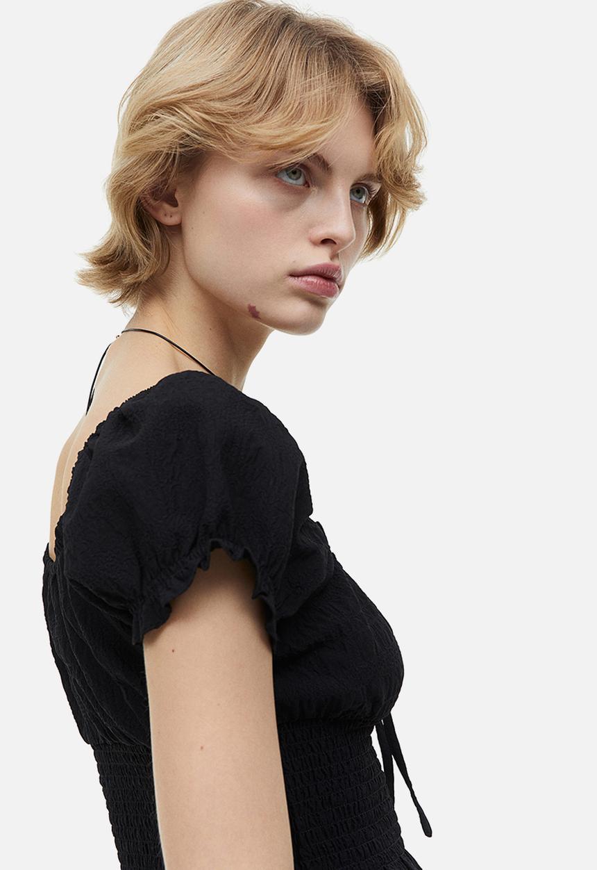 H&M - Puff-sleeved smocked blouse - black