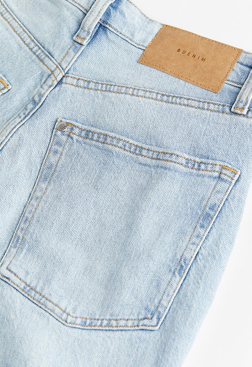 H&M - Curvy fit vintage mom ultra high jeans - light denim blue