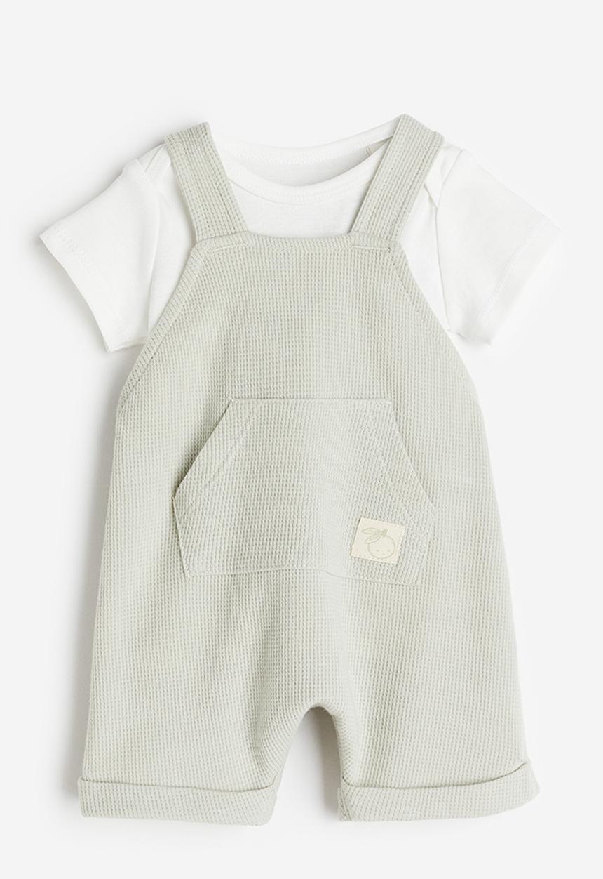 H&M - 2-piece cotton dungaree set - white / light dusky green 
