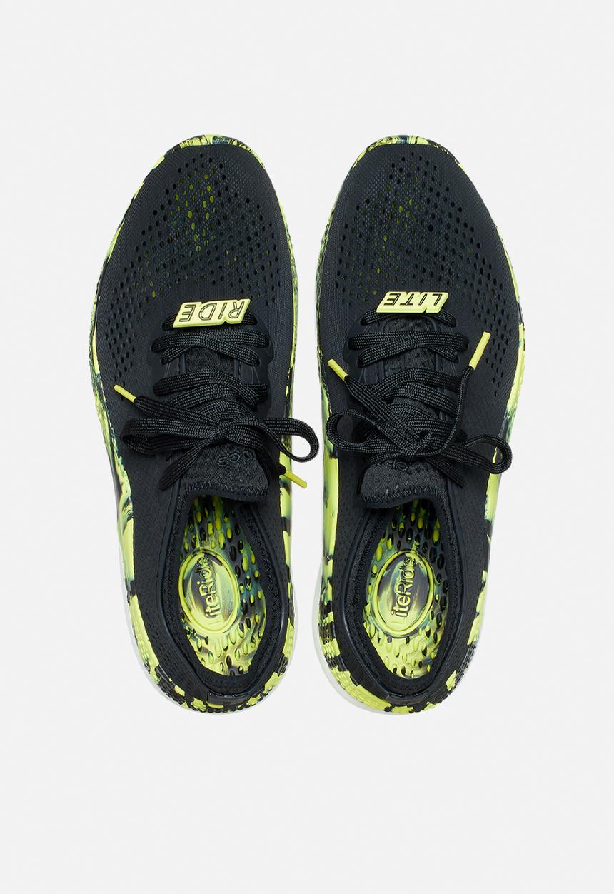 Crocs - Literide 360 pacer - black / citrius
