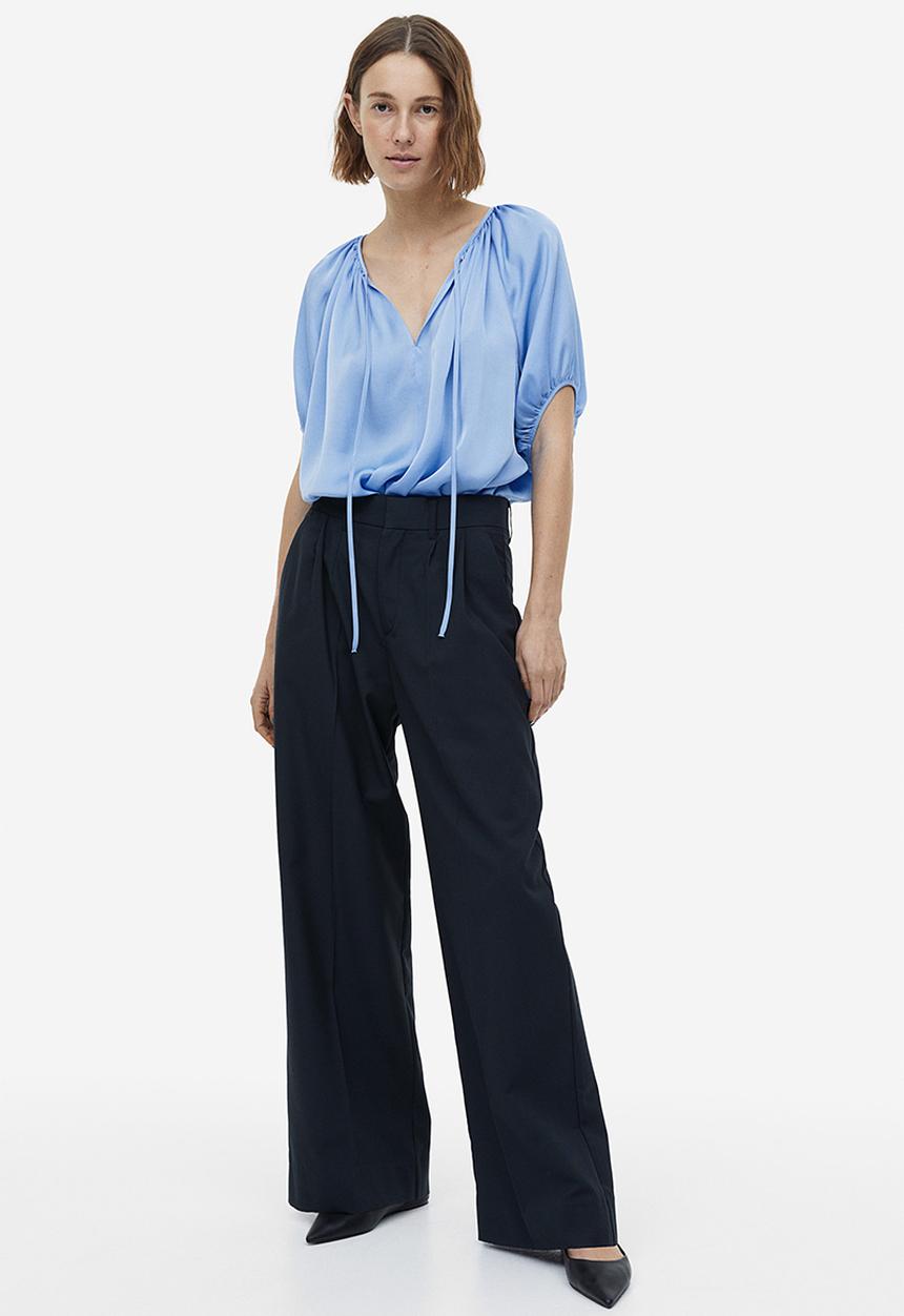 H&M - Oversized tie-top blouse - light blue 
