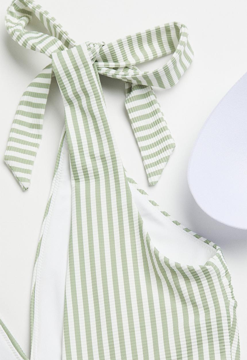 H&M - High leg swimsuit - green