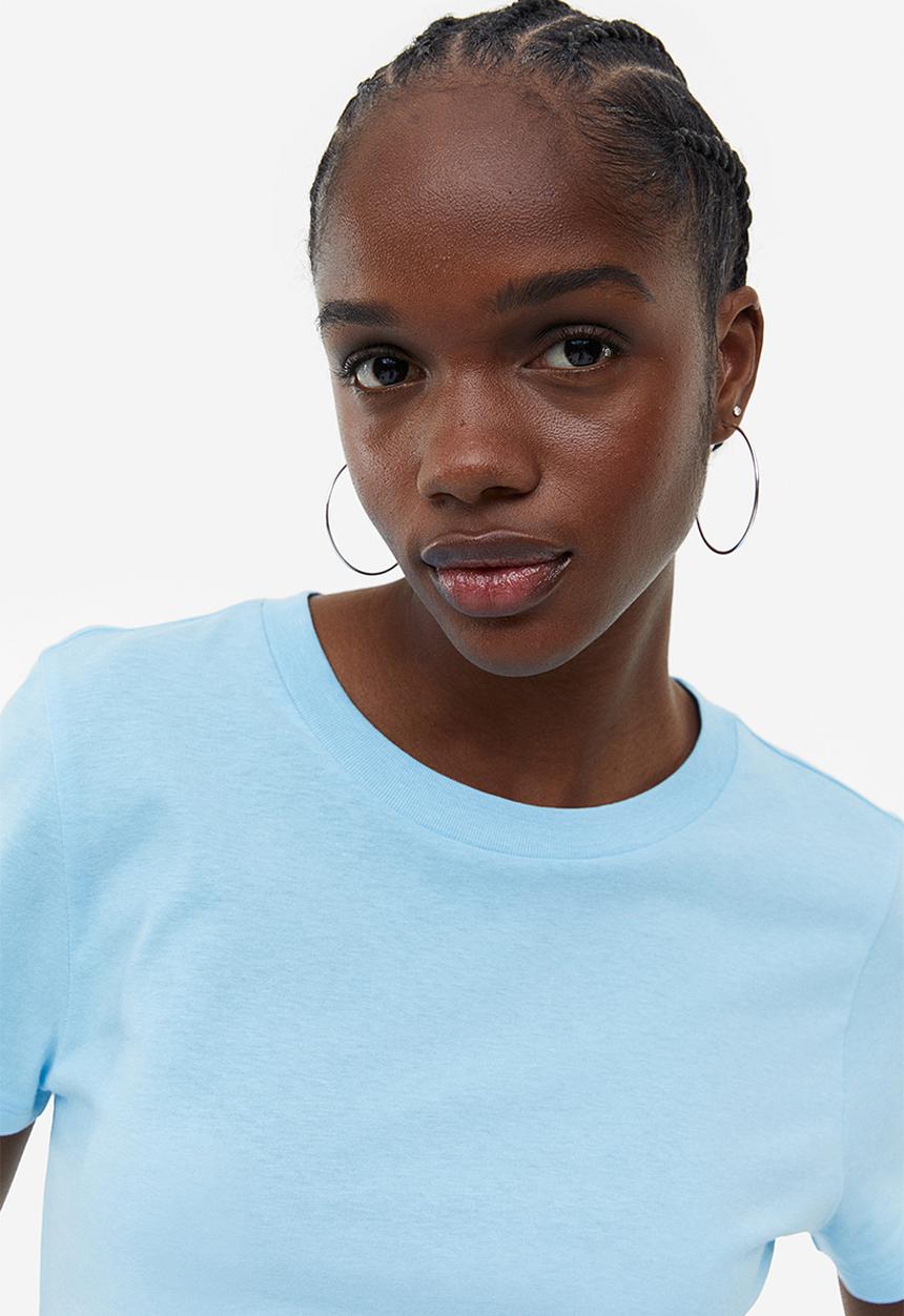 H&M - Fitted T-shirt - light  blue