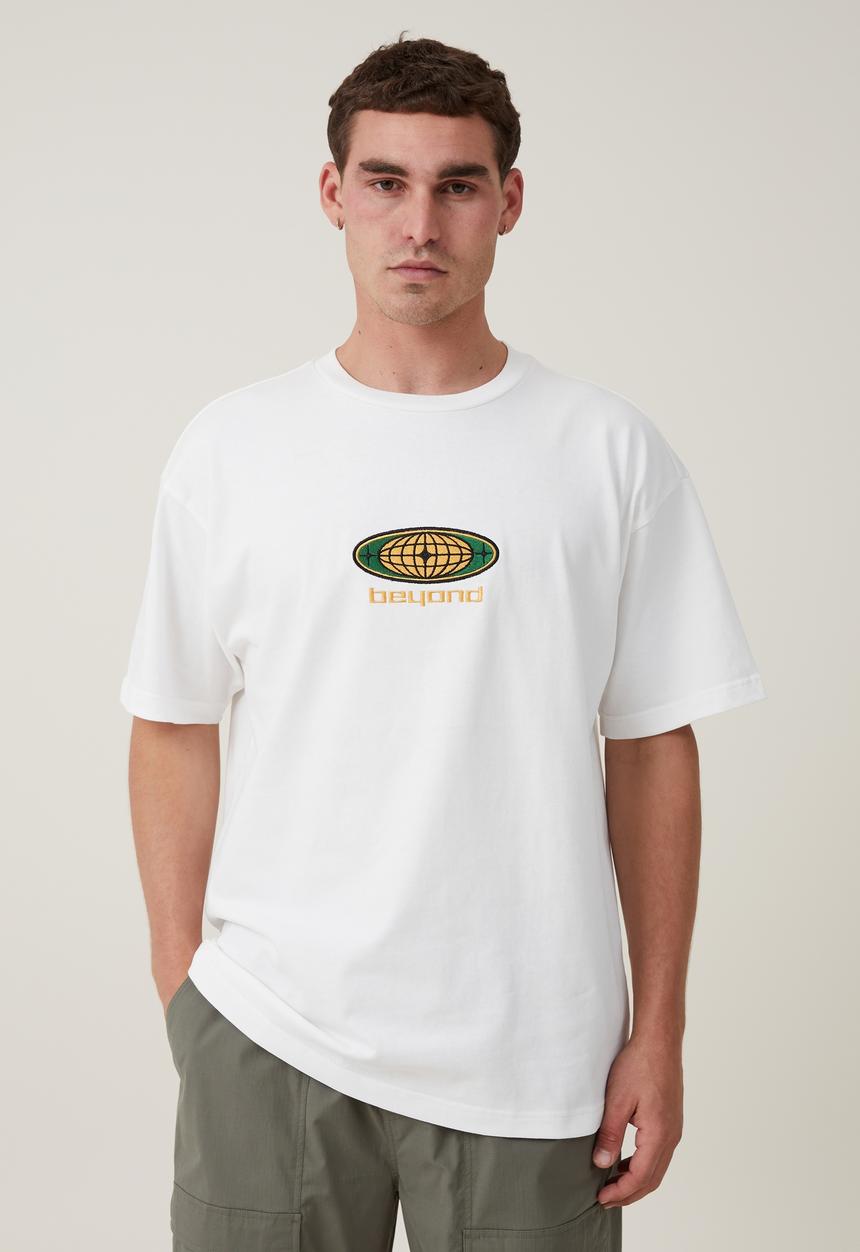 Cotton On - Box fit graphic T-shirt - vintage white/beyond
