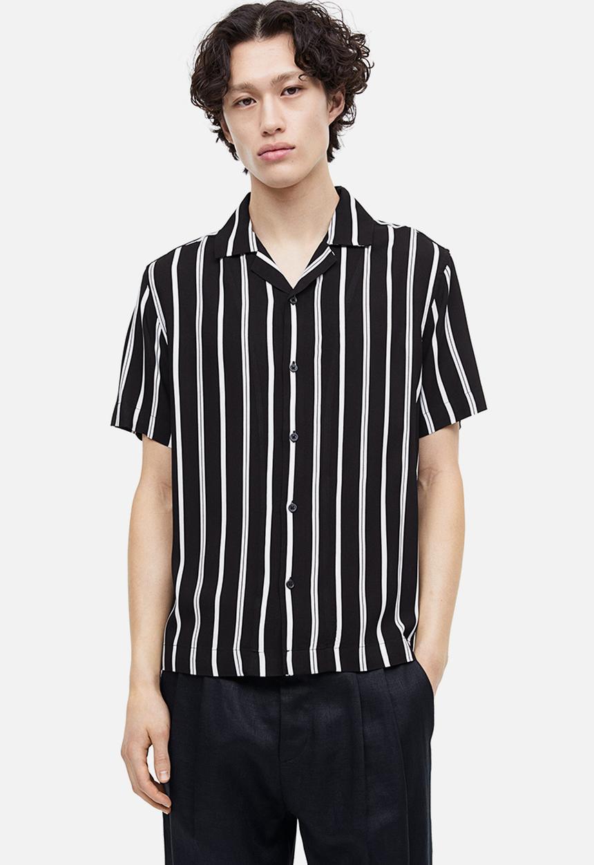 H&M - Patterned resort shirt - black/white striped