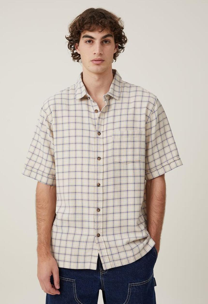 Cotton On - Eddie short sleeve shirt - off white skate check
