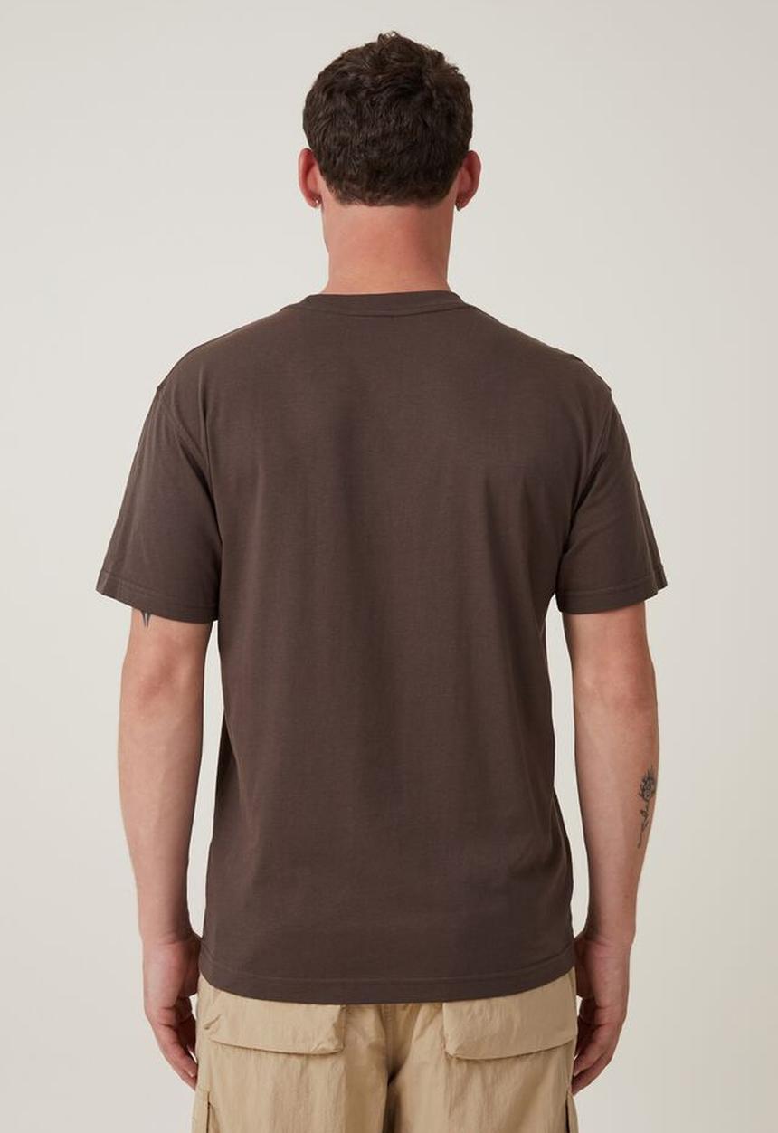 Cotton On - Loose fit art t-shirt - ashen brown/frequency