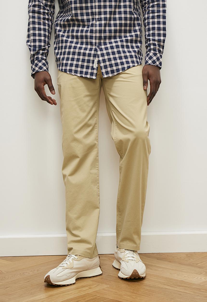 Lark & Crosse - Rob flat front peached chino pant - khaki