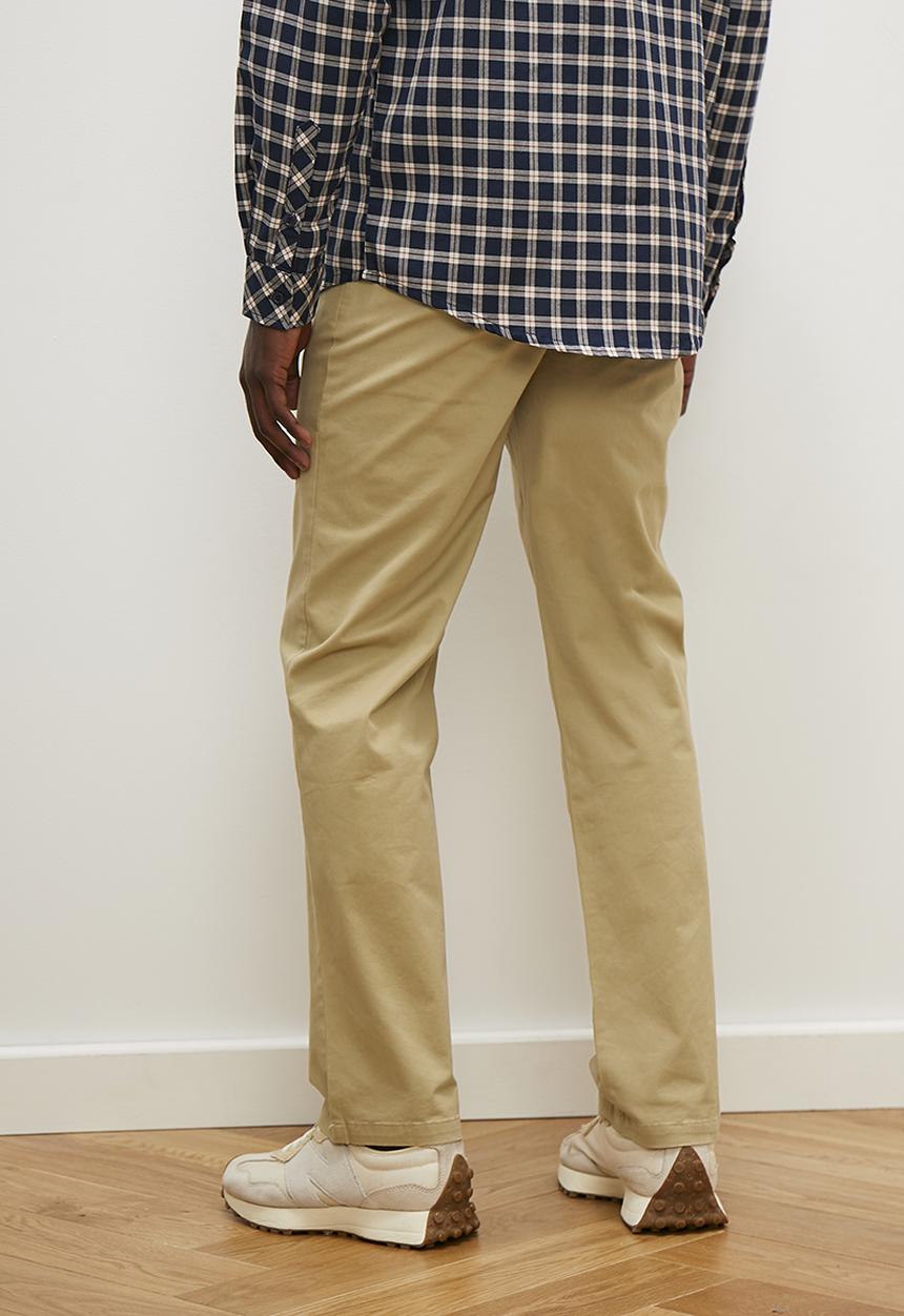 Lark & Crosse - Rob flat front peached chino pant - khaki
