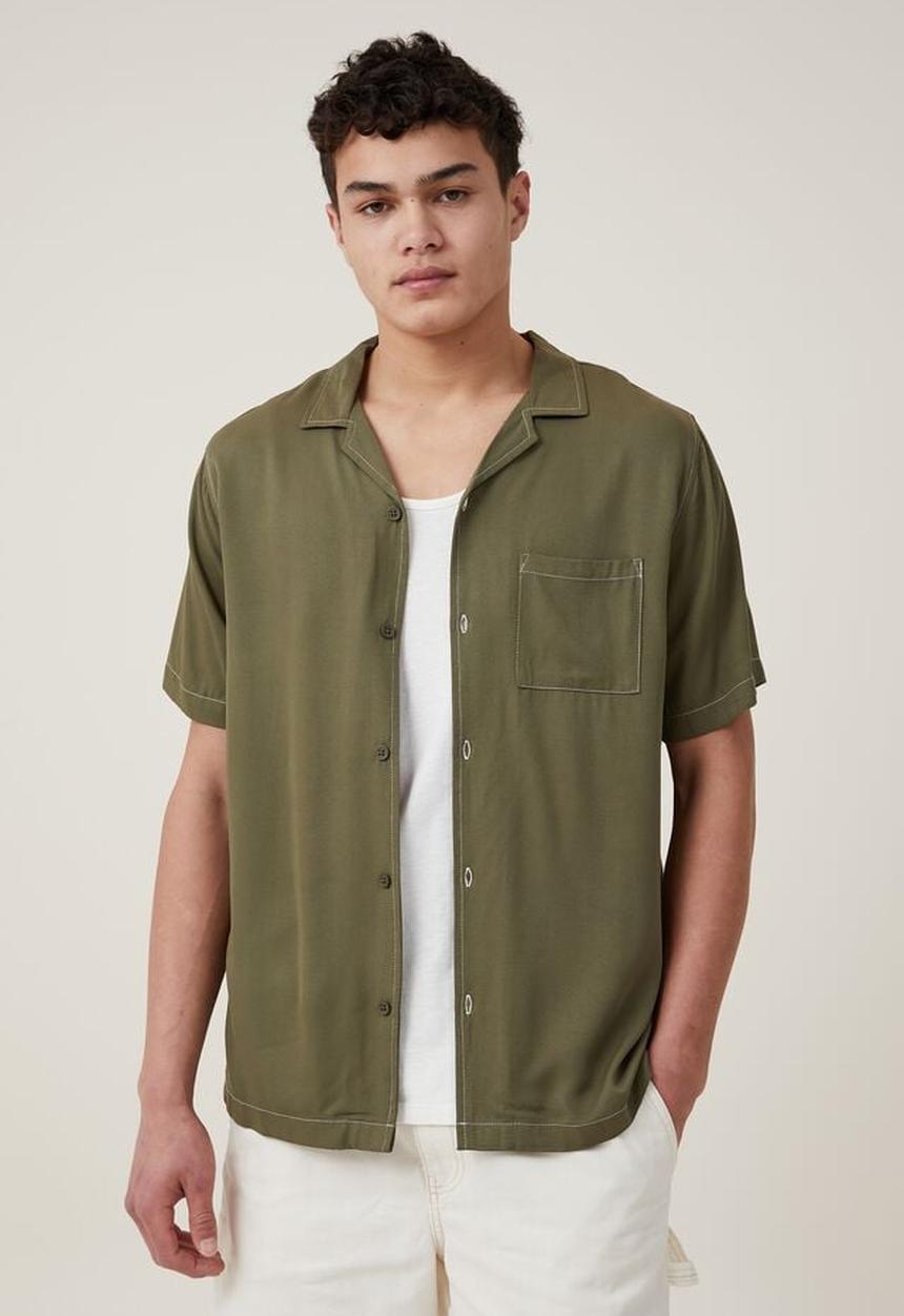 Cotton On - Riviera short sleeve shirt - army pop stitch