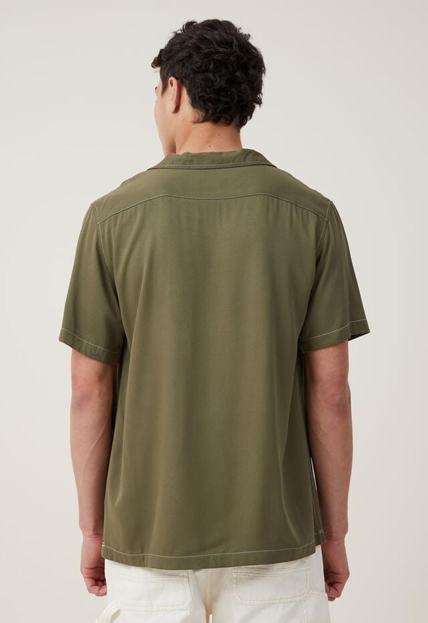 Cotton On - Riviera short sleeve shirt - army pop stitch