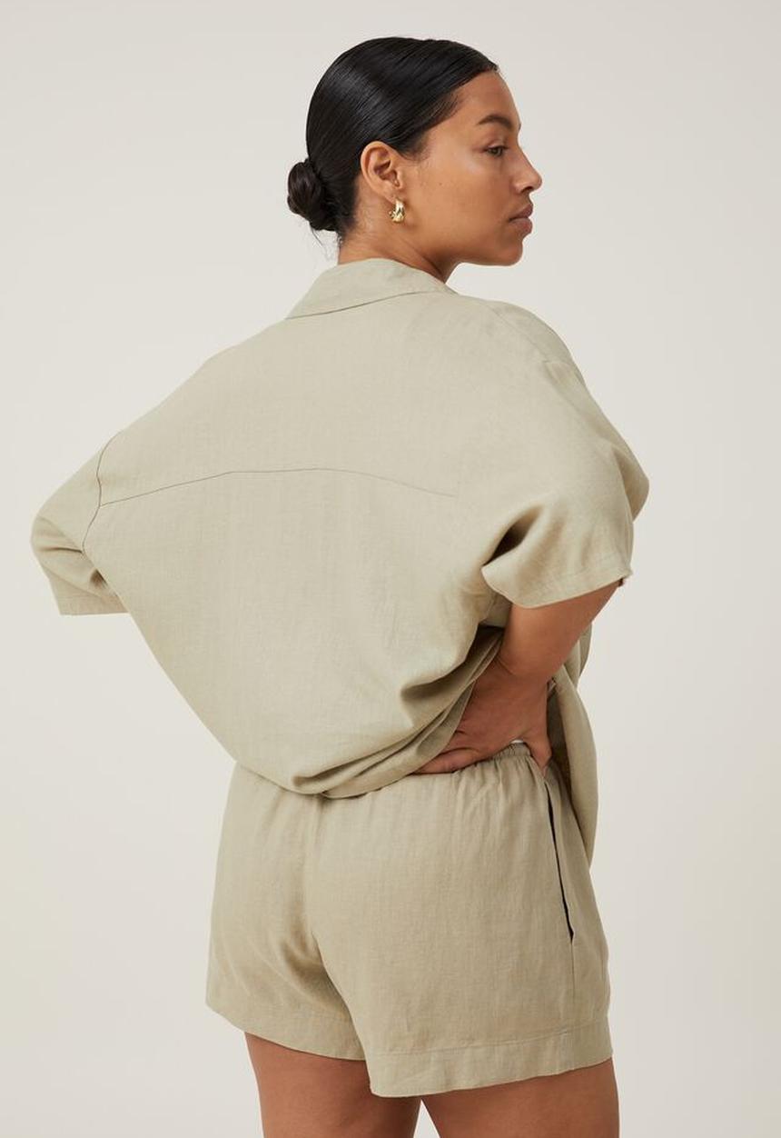 Cotton On - Haven short - desert sage