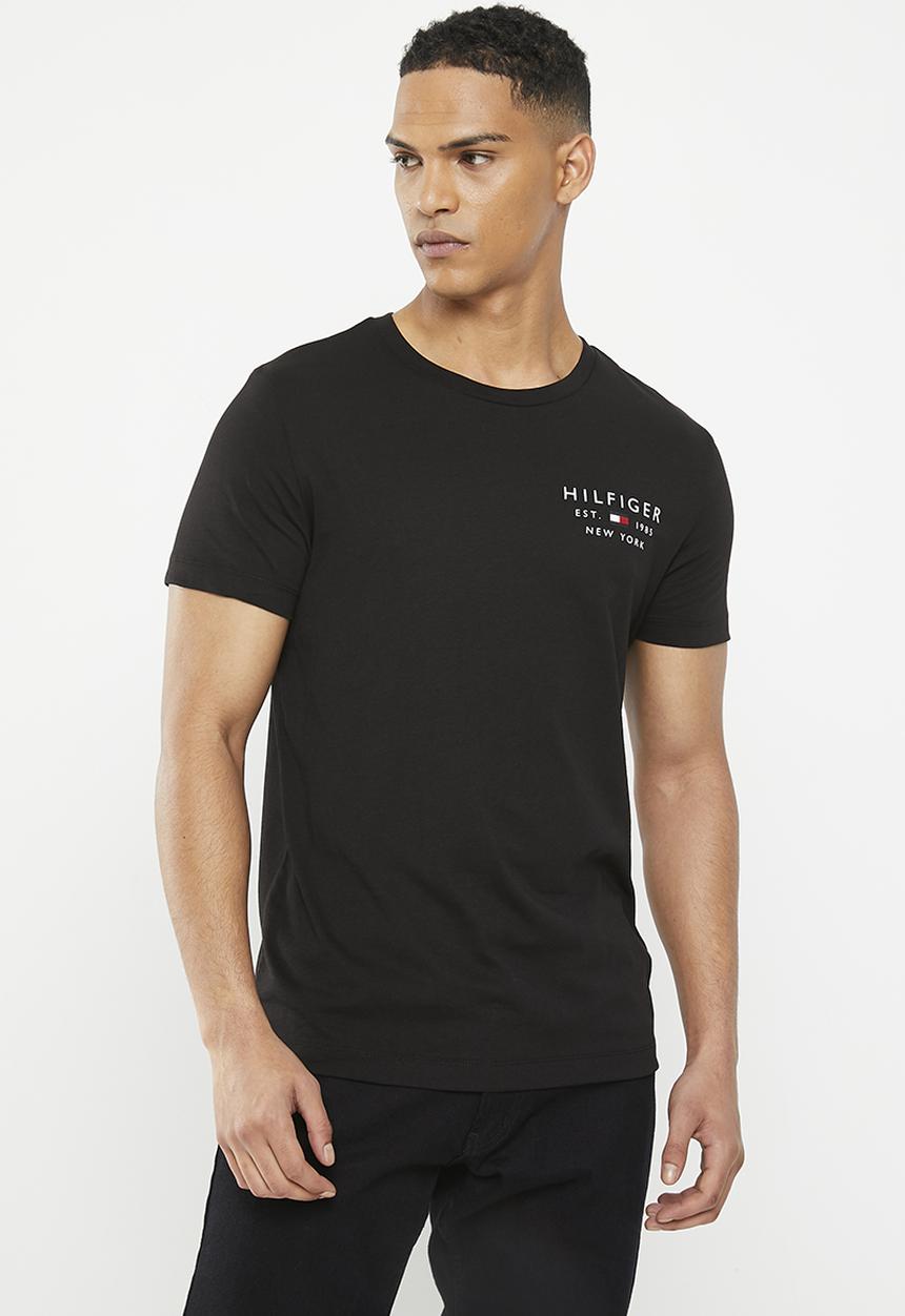 Tommy Hilfiger - Brand love small logo tee - black 