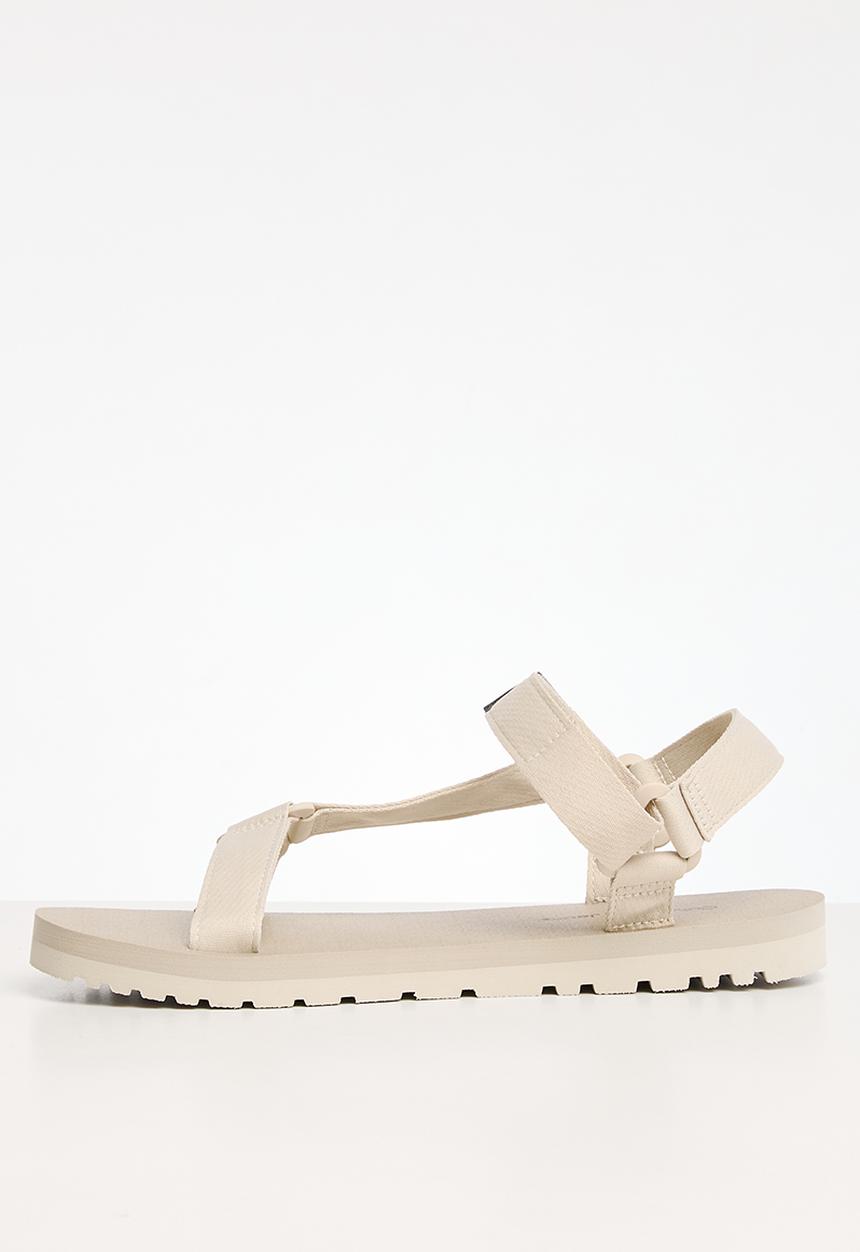 Calvin Klein - Prefresato webbing strap badge - eggshell