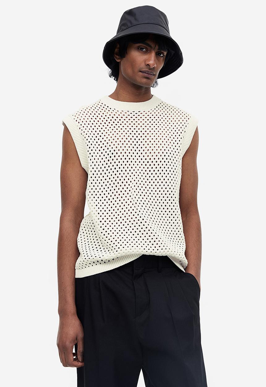 H&M - Regular fit hole-knit sweater vest - white