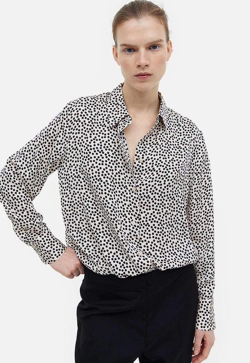H&M - Pointed-collar shirt - cream spotted 