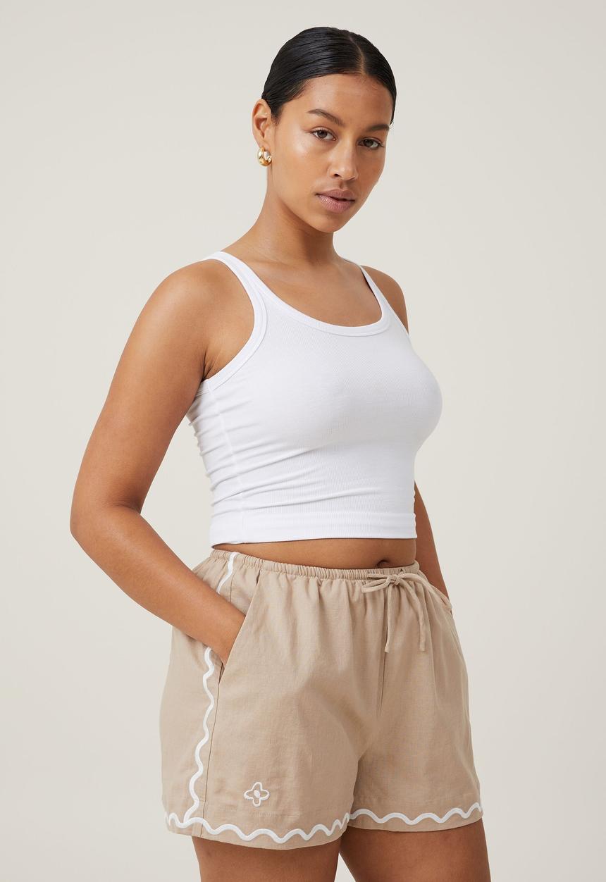 Cotton On - Haven short - coral embroidery mid taupe