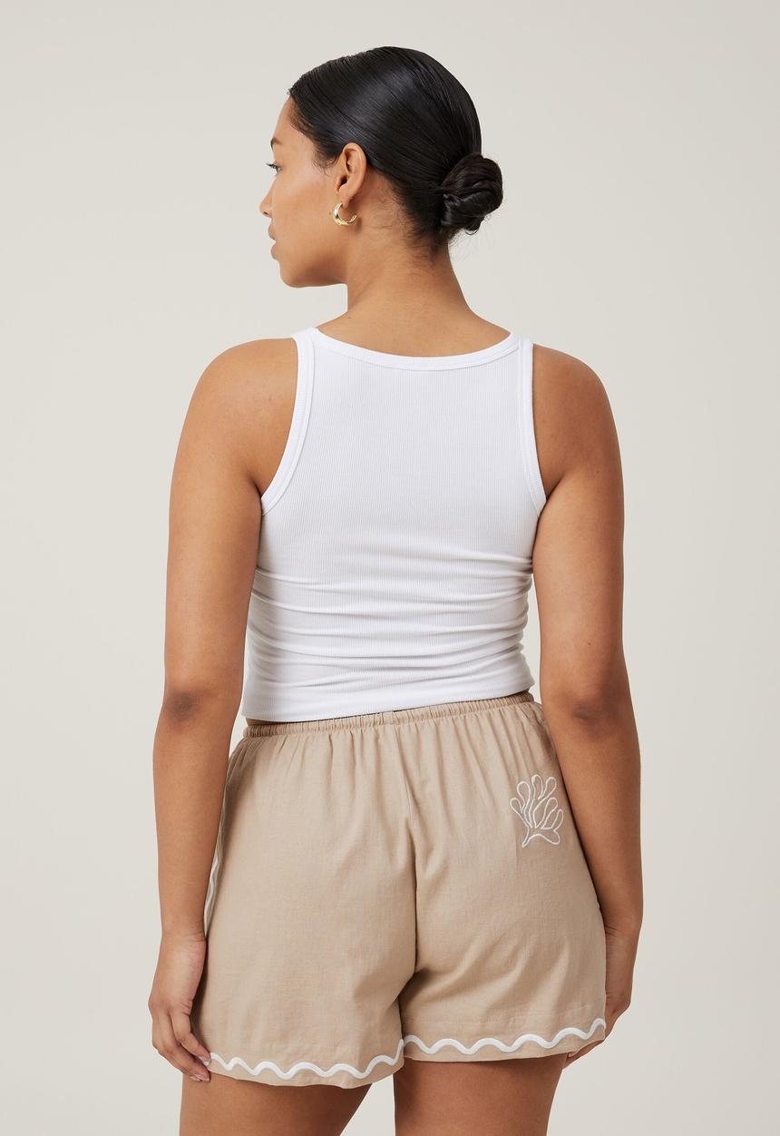Cotton On - Haven short - coral embroidery mid taupe