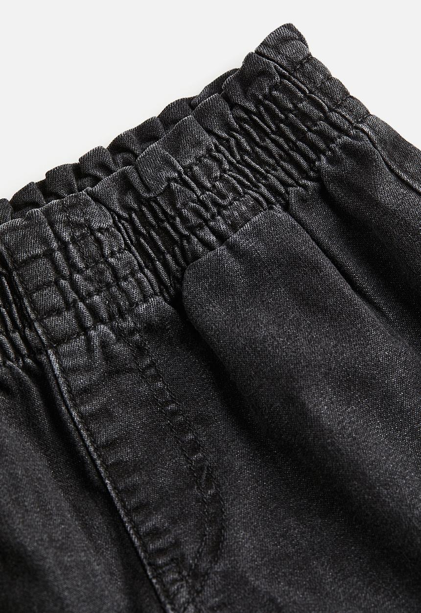 H&M - Loose fit denim shorts - black