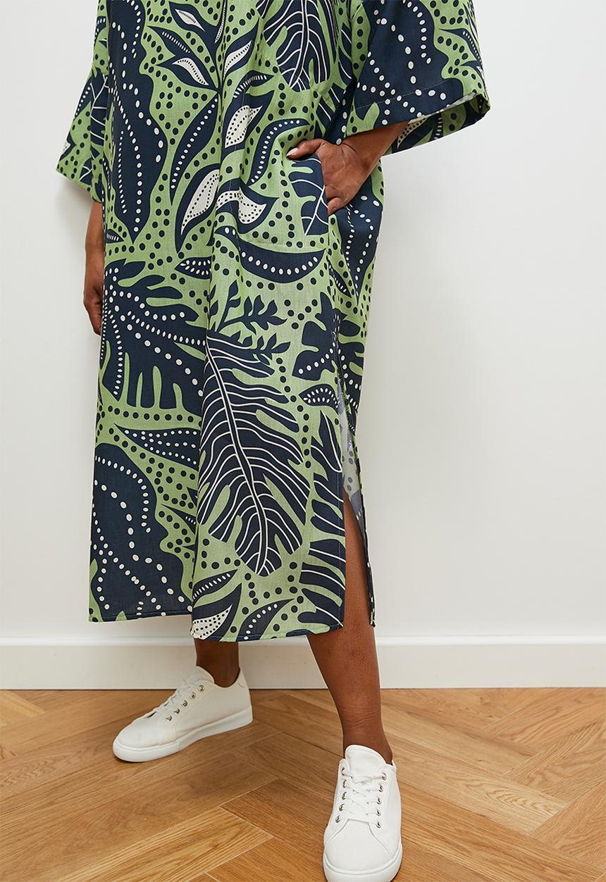 edit - Printed tee midi dress - leaf print