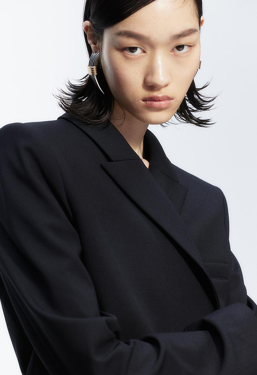 H&M - H&M Studio: Two-toned fluted clip earrings - silver-coloured/gold-colo
