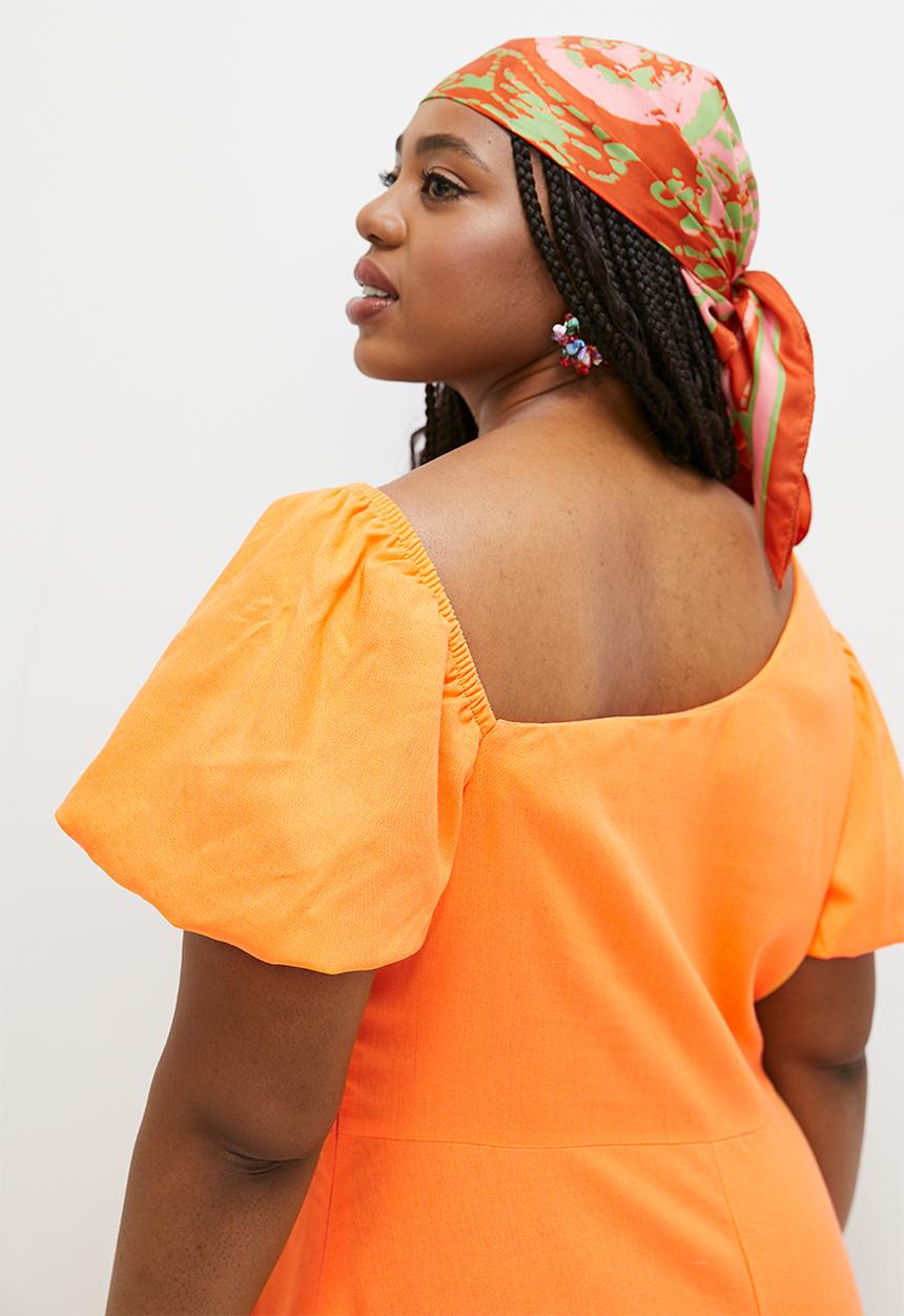 MILLA - Asym balloon sleeve fit & flare dress - apricot