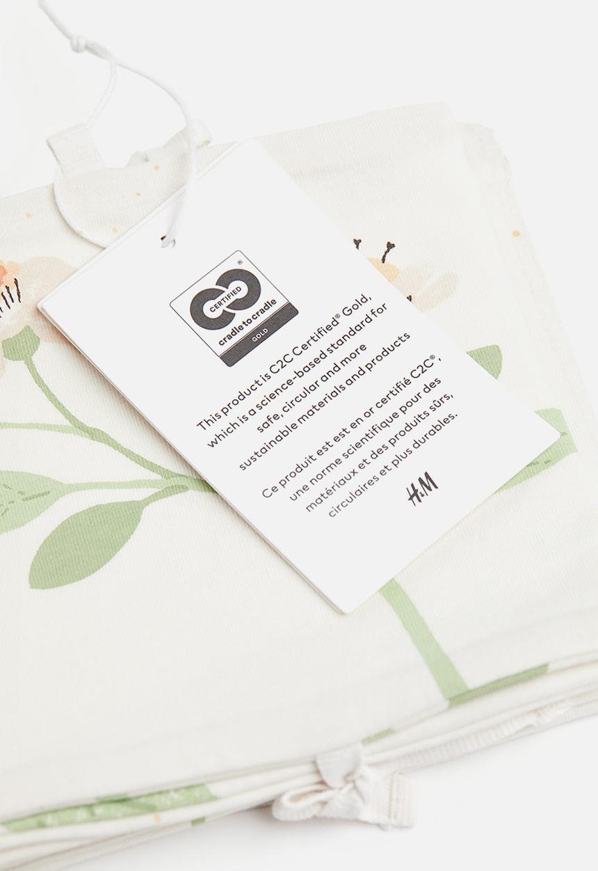 H&M - Fold-out soft book - natural white / fruits  