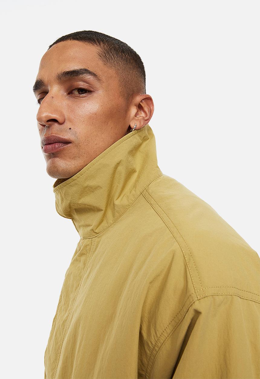 H&M - Relaxed fit water-repellent popover jacket - yellow