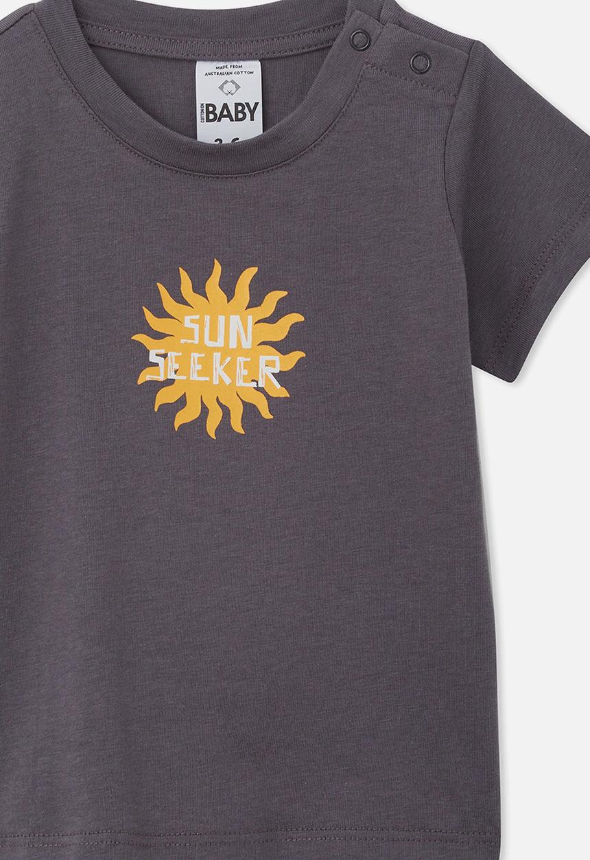 Cotton On - Jamie short sleeve tee - rabbit grey sun seeker