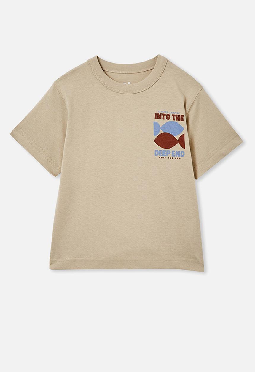 Cotton On - Jonny short sleeve print tee - rainy day/into the deep end