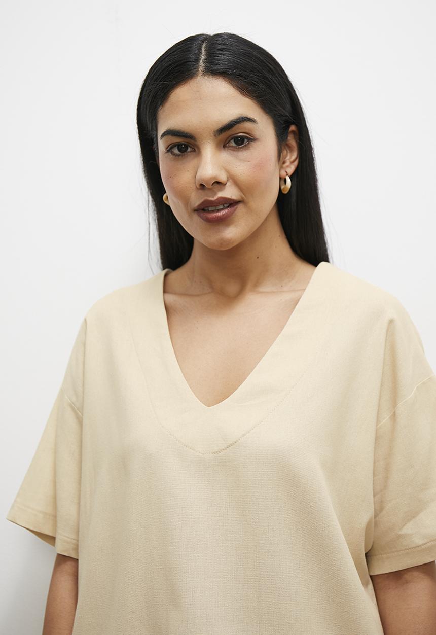 edit - Oversized linen boxy tee - neutral